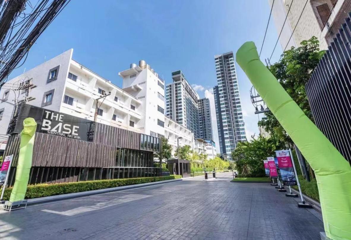 파타야 The Base 아파트 외부 사진